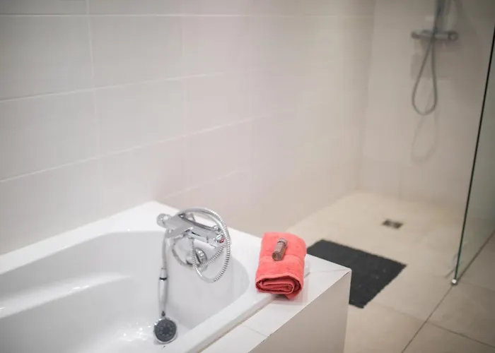 Vinaigrier Hills Vi3086 By Riviera Homes * Niza