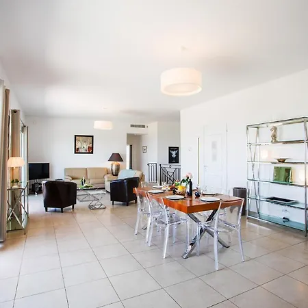 Villa Vinaigrier Hills Vi3086 By Riviera Homes