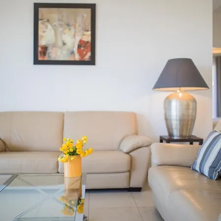 Vinaigrier Hills Vi3086 By Riviera Homes Villa *