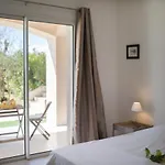 ヴィラ Vinaigrier Hills Vi3086 By Riviera Homes