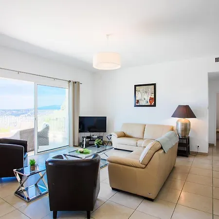 Vinaigrier Hills Vi3086 By Riviera Homes Вилла