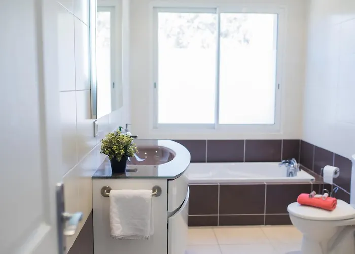 Villa Vinaigrier Hills Vi3086 By Riviera Homes